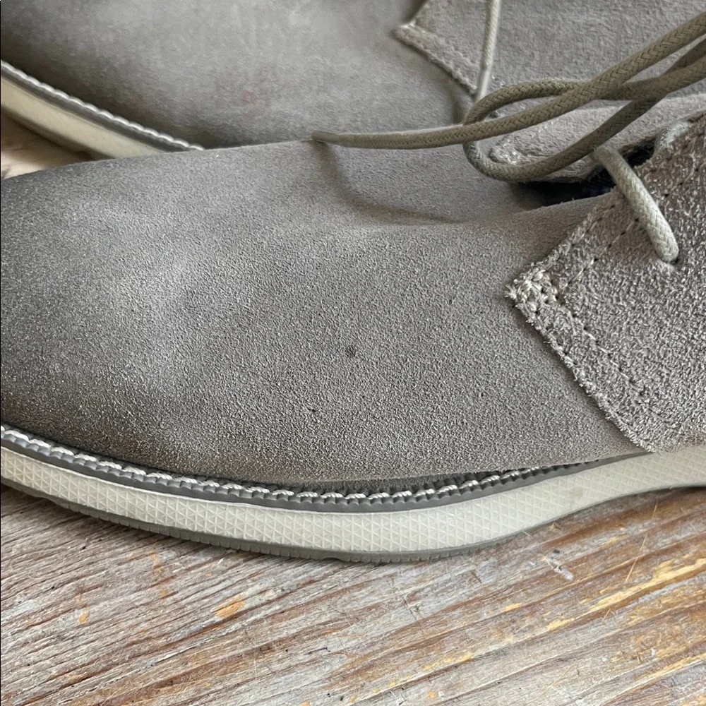 🩶 Johnnie-O Chill Chukka 2.0 Grey Suede Size 11.5 Leather Winter Casual Boots